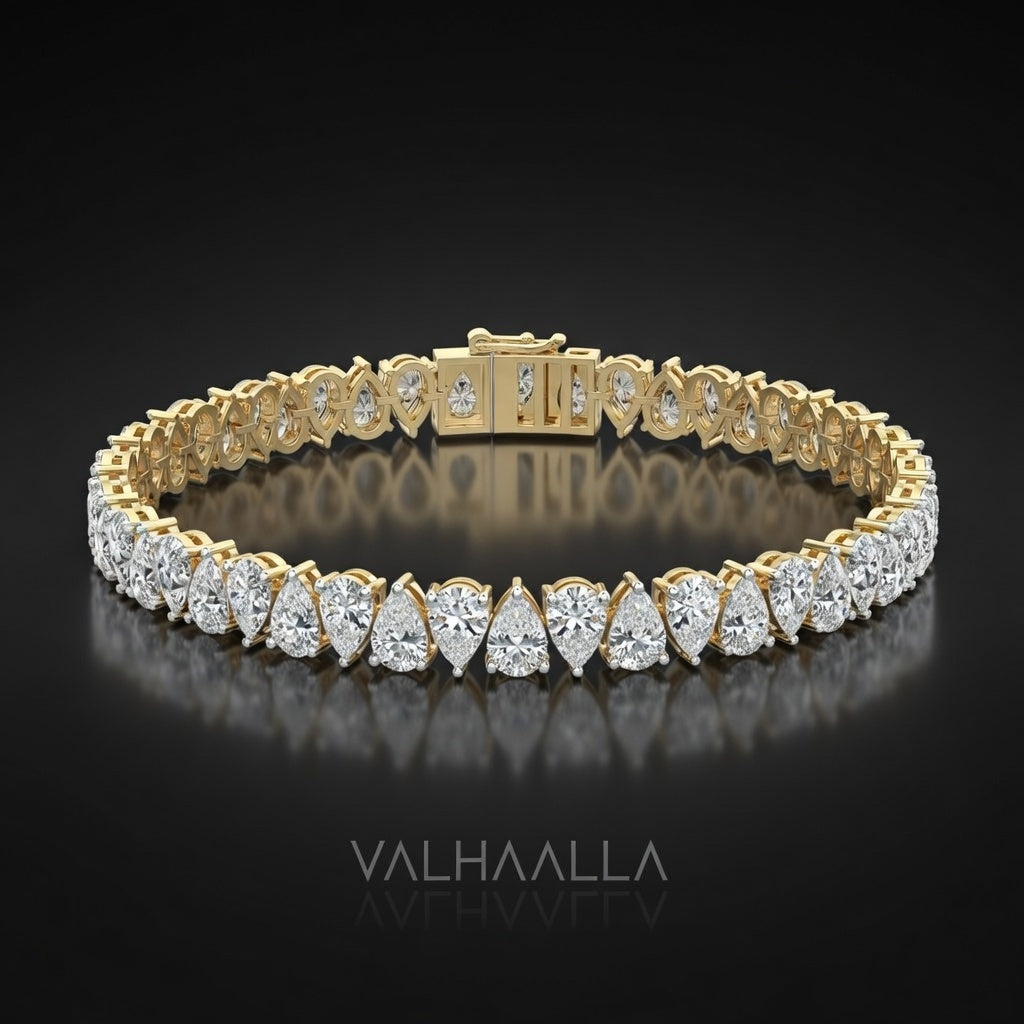 6 CTW Pear Cut Diamond Tennis Bracelet in Solid Gold, Classic Style